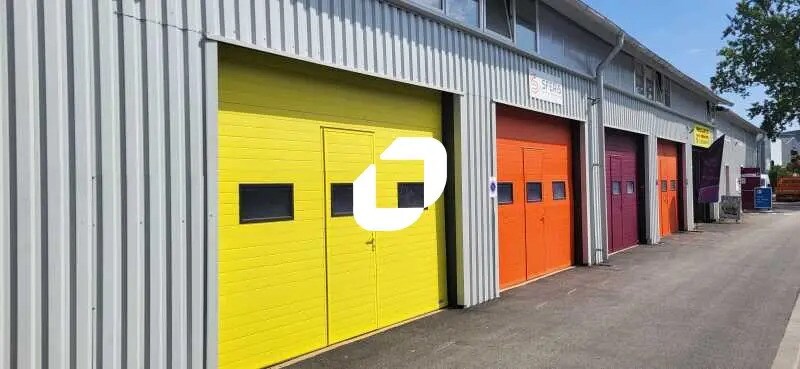 Local d’activités dans Bègles à louer - Photo de l’immeuble – Image 2 sur 16