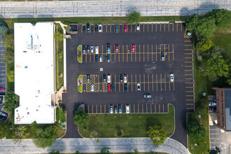 3051 Oak Grove Rd, Downers Grove, IL - VUE AÉRIENNE  vue de carte - Image1