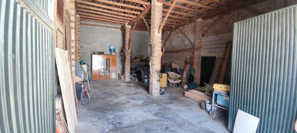Industriel/Logistique dans Fuente Vaqueros à vendre - Photo intérieure – Image 1 sur 9