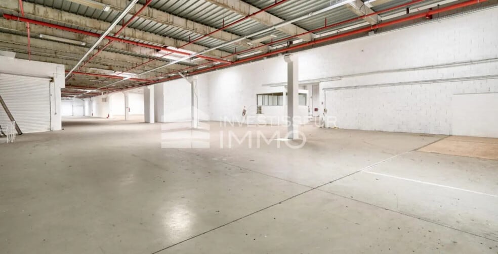 Local d’activités dans Croissy-Beaubourg à louer - Photo intérieure – Image 3 sur 9