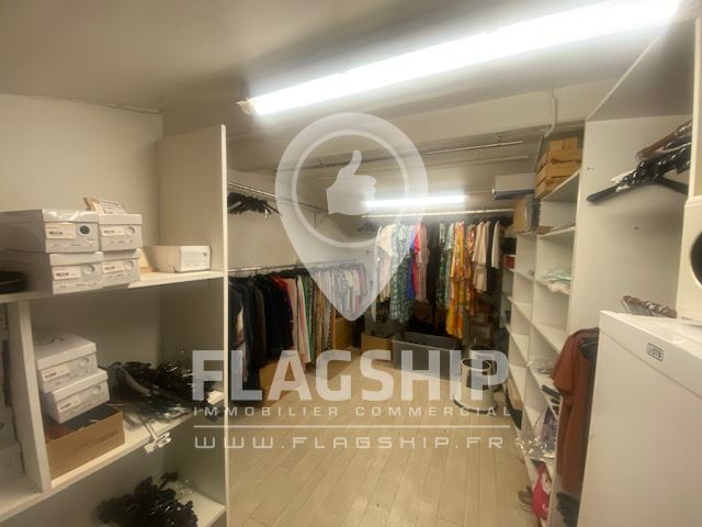 Local commercial dans Nanterre à louer - Photo de l’immeuble – Image 2 sur 7