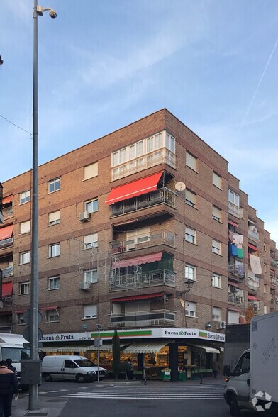 Immeuble residentiel dans Torrejón de Ardoz, Madrid à vendre - Photo de l’immeuble – Image 2 sur 2