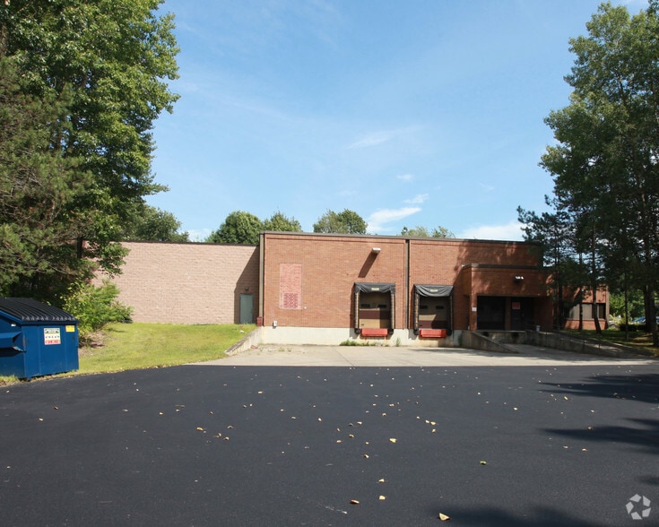 2392 Route 9, Mechanicville, NY à louer - Photo de l’immeuble – Image 3 sur 21
