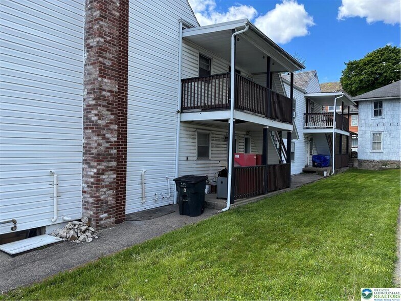 435 W Main St, Pen Argyl, PA à vendre - Photo de l’immeuble – Image 2 sur 23