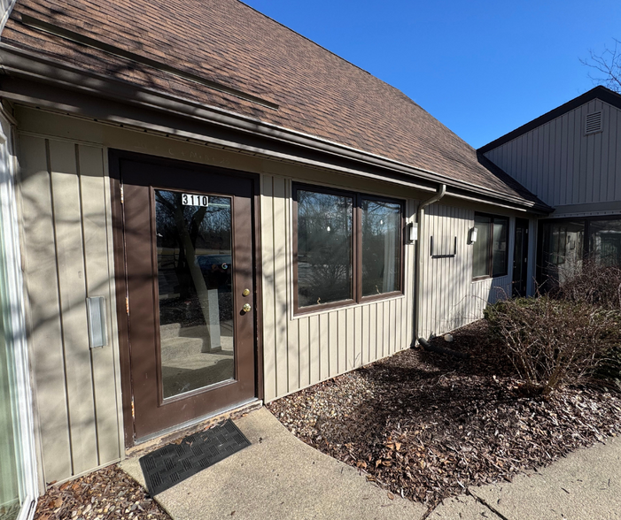 3110 Mallard Cove Ln, Fort Wayne, IN à louer - Photo de l’immeuble – Image 2 sur 17