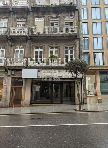 Local commercial dans Vigo, Pontevedra à vendre - Photo de l’immeuble – Image 3 sur 35