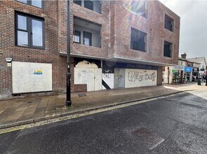 1 Market St, Eastleigh à louer Photo de l’immeuble– Image 1 sur 3