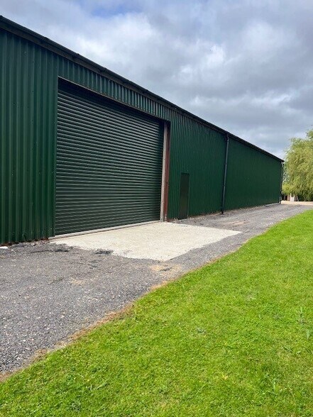 Bourne End, Bedford à louer - Photo de l’immeuble – Image 1 sur 4