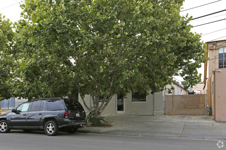 602 University Ave, San Jose, CA à vendre - Photo de l’immeuble – Image 2 sur 3