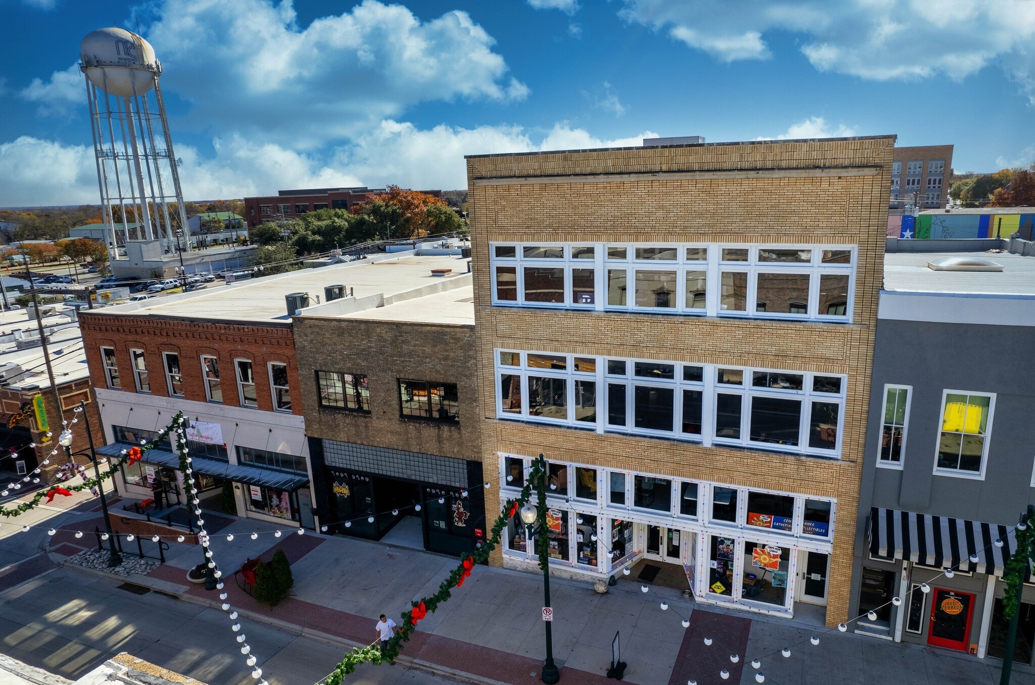 208 S Johnson St, McKinney, TX à louer Photo intérieure– Image 1 sur 9