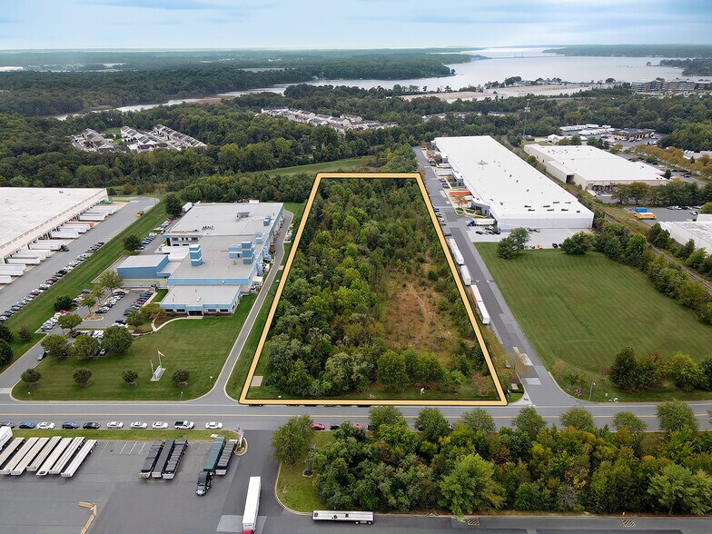 4612 Mercedes Dr, Belcamp, MD à louer - Photo de l’immeuble – Image 1 sur 4