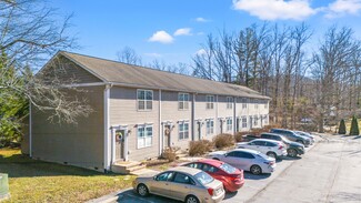 Plus de détails pour 26 Meadow Glen Ct, Fletcher, NC - Logement à vendre