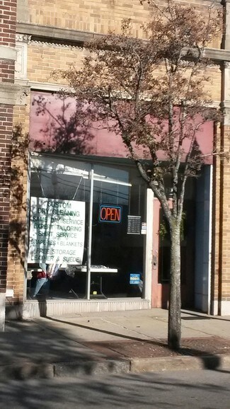 Plus de détails pour 1229 River St, Hyde Park, MA - Local commercial à louer