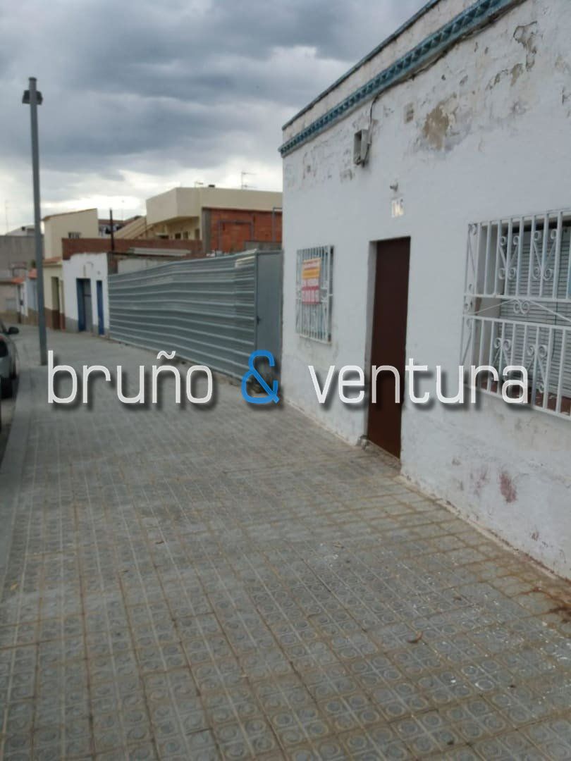 Terrain dans Vilanova i la Geltrú, Barcelona à vendre Plan d’étage– Image 1 sur 5