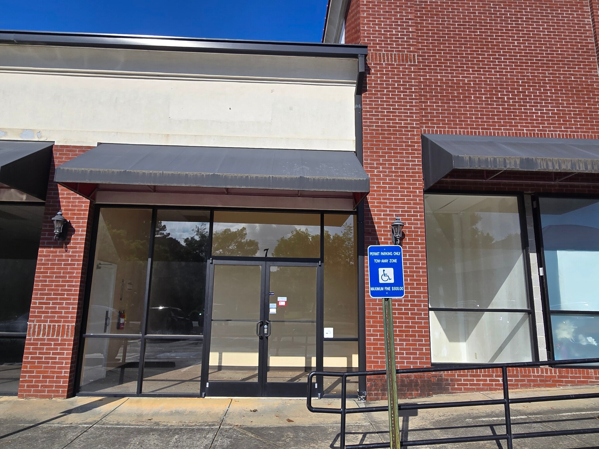 4296 Old Suwanee Rd, Buford, GA à louer Photo de l’immeuble– Image 1 sur 5