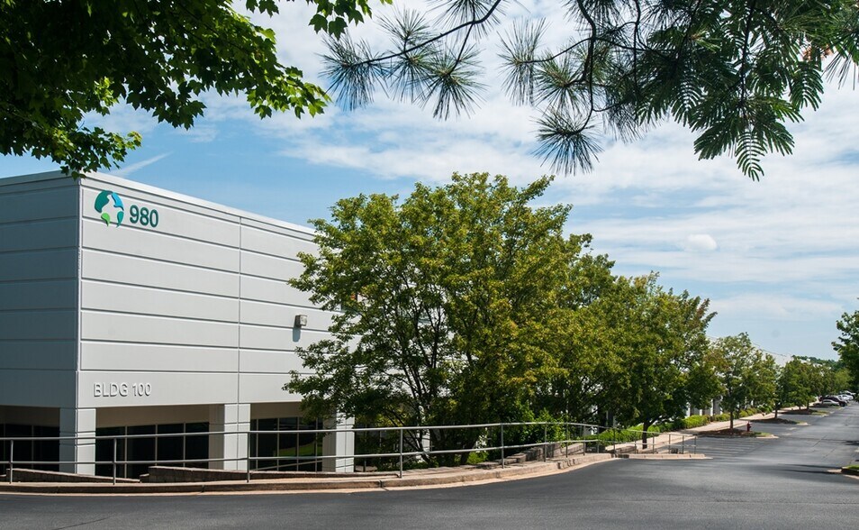 980 Cobb Place Blvd, Kennesaw, GA à louer - Photo de l’immeuble – Image 2 sur 12