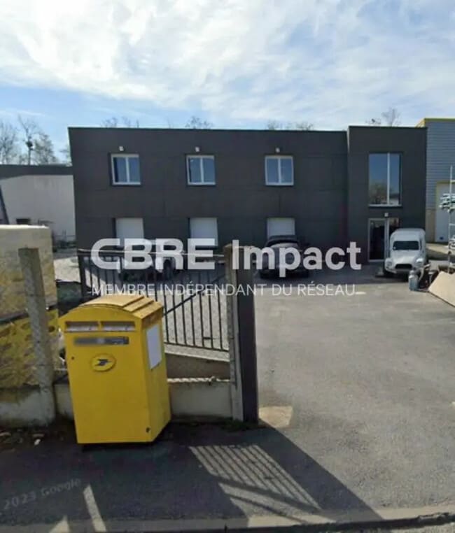 Plus de détails pour Local d'activités à louer