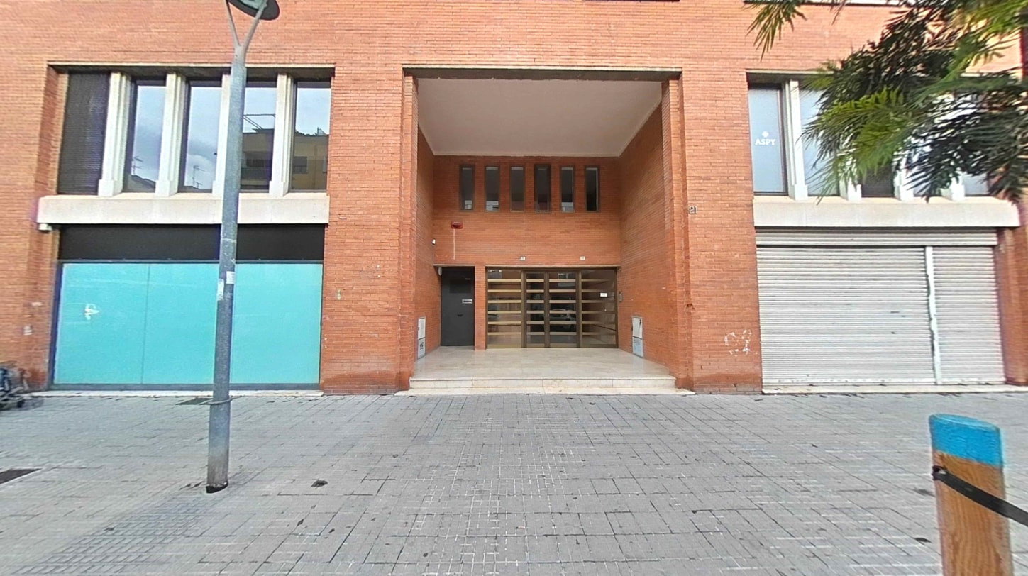 Mollet del Vallès, BAR 08100 - Lot Puerta 06, Esc. 1 - - Autre - Image 1 of 23