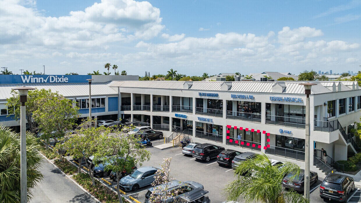 600-658 Crandon Blvd, Key Biscayne, FL à louer Photo de l’immeuble– Image 1 sur 1