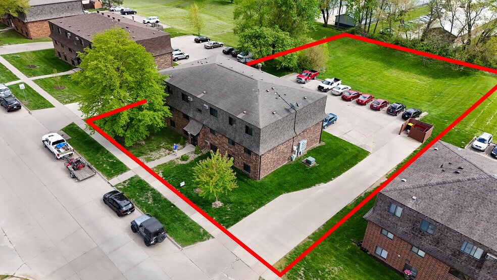 1601 Aber Ave, Iowa City, IA à vendre - Photo de l’immeuble – Image 2 sur 16