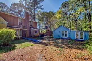 Plus de détails pour 1205 Lightfoot Rd, Williamsburg, VA - Local commercial à louer