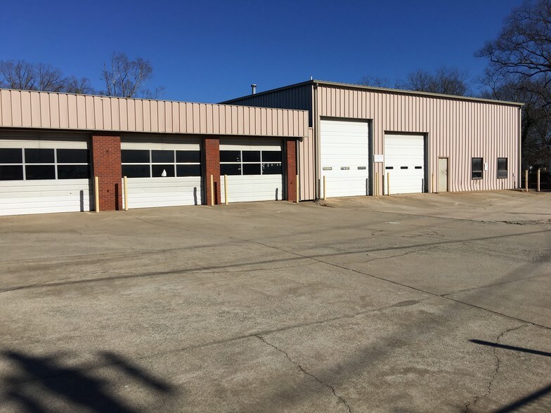 1445 Cleveland Ave, East Point, GA à vendre - Photo de l’immeuble – Image 3 sur 11