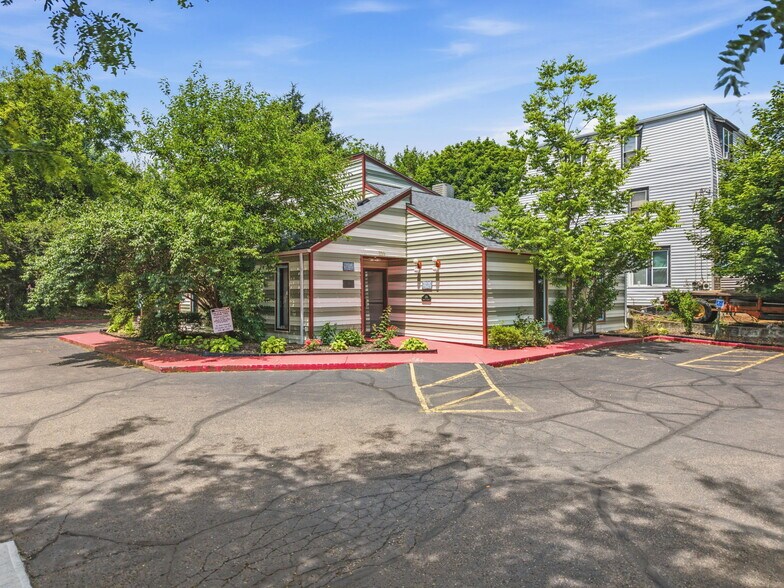 255 Dueber Ave SW, Canton, OH à vendre - Photo de l’immeuble – Image 1 sur 30