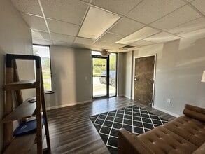 6020 Parkway North Dr, Cumming, GA à louer Photo intérieure– Image 2 sur 9
