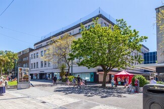 Plus de détails pour 16-24 Royal Para, Plymouth - Local commercial à louer