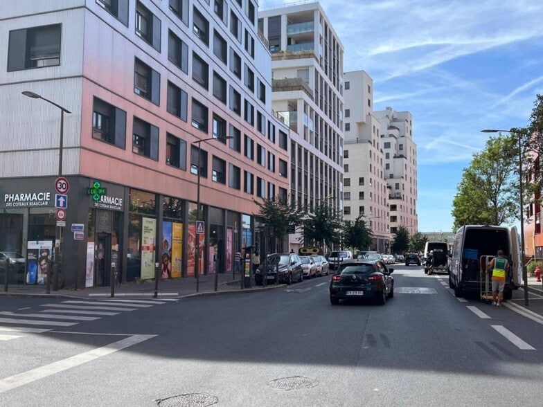 16 Rue De Lisbonne, Rosny-sous-Bois à vendre - Photo de l’immeuble – Image 3 sur 8