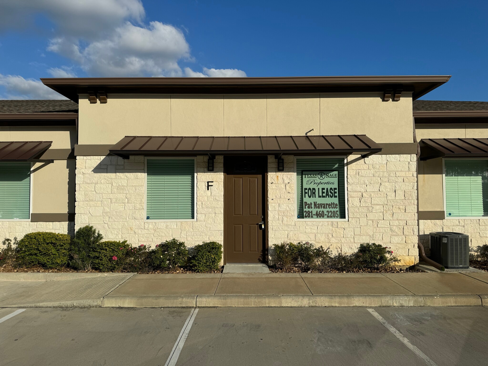 17134 N Eldridge Pkwy, Tomball, TX à louer Photo de l’immeuble– Image 1 sur 11