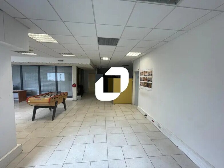 Bureau dans Fontenay-sous-Bois à louer - Photo intérieure – Image 3 sur 9
