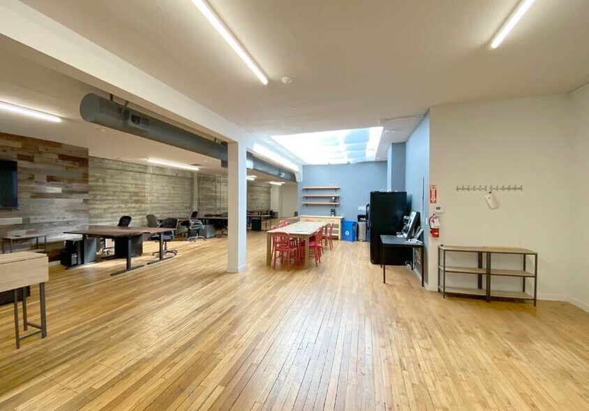 121 Capp St, San Francisco, CA à louer - Photo intérieure – Image 2 sur 8