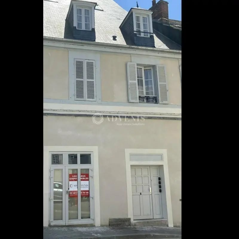 Bureau dans Bourges à louer Photo de l’immeuble– Image 1 sur 13