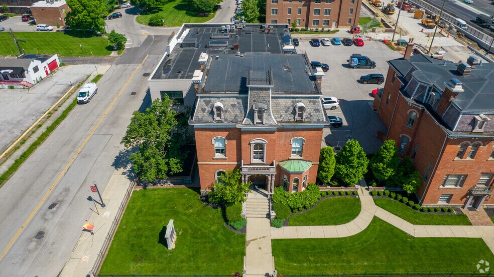 620 E Broad St, Columbus, OH à vendre - Aérien – Image 3 sur 12