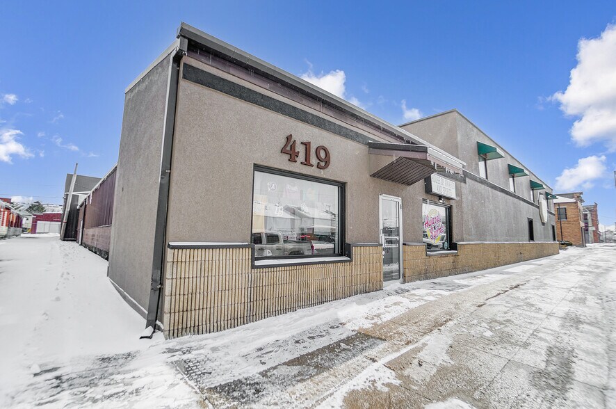413-419 N Main St, Findlay, OH à vendre - Photo de l’immeuble – Image 1 sur 32