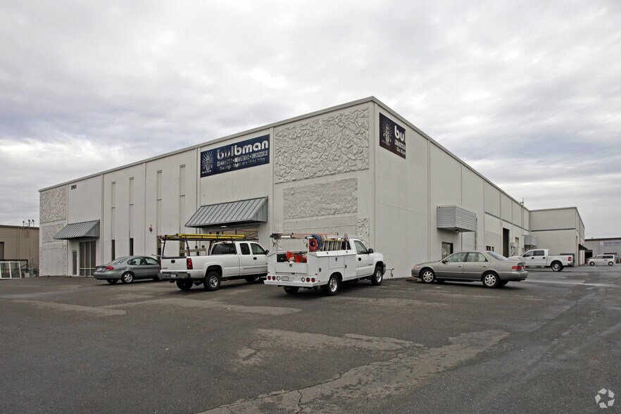 3101-3105 Orange Grove Ave, North Highlands, CA à louer - Photo de l’immeuble – Image 2 sur 7