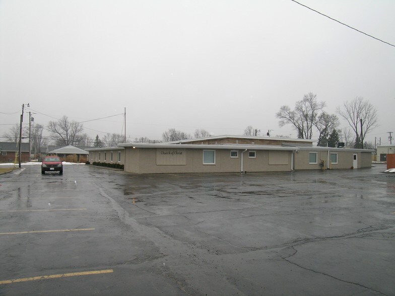 606 W National Rd, Vandalia, OH à vendre - Photo de l’immeuble – Image 2 sur 11