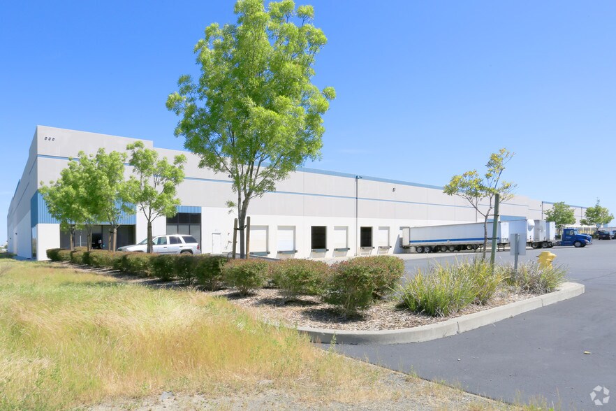 4301-4355 Industrial Way, Benicia, CA à louer - Photo de l’immeuble – Image 3 sur 14