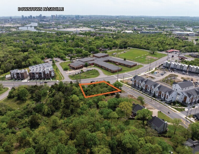 505 W Trinity Ln, Nashville, TN à vendre - Photo de l’immeuble – Image 1 sur 4