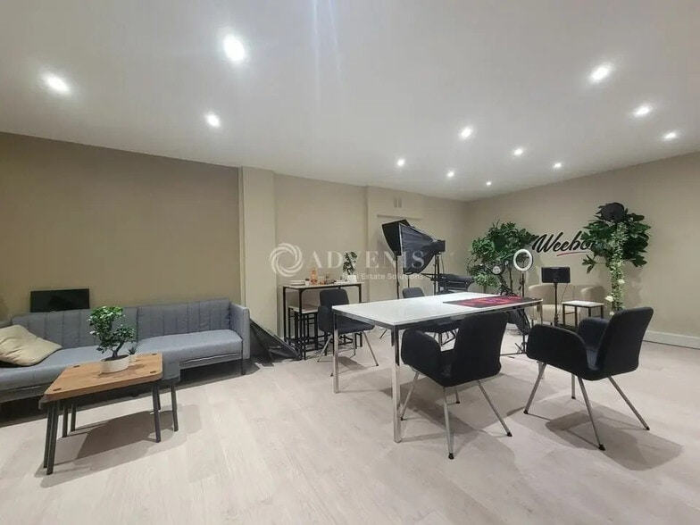 Bureau dans Courbevoie à louer - Photo de l’immeuble – Image 2 sur 9