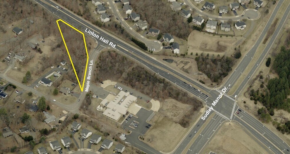 12711 Maple Branch Ln, Bristow, VA à vendre - Photo principale – Image 1 sur 3