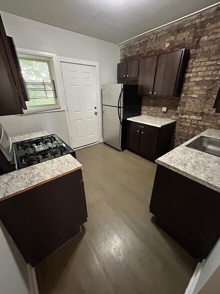 11327 S King Dr, Chicago, IL à vendre - Photo de l’immeuble – Image 3 sur 7
