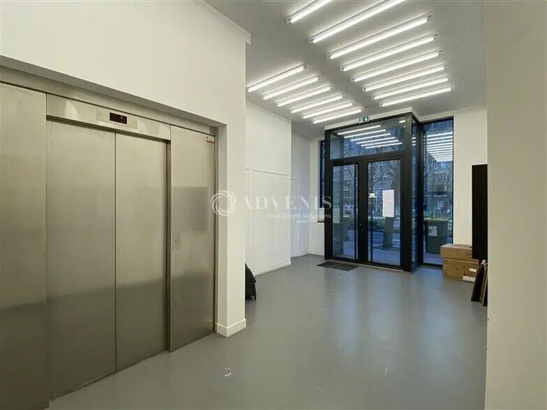 Bureau dans Montrouge à louer - Photo de l’immeuble – Image 2 sur 10