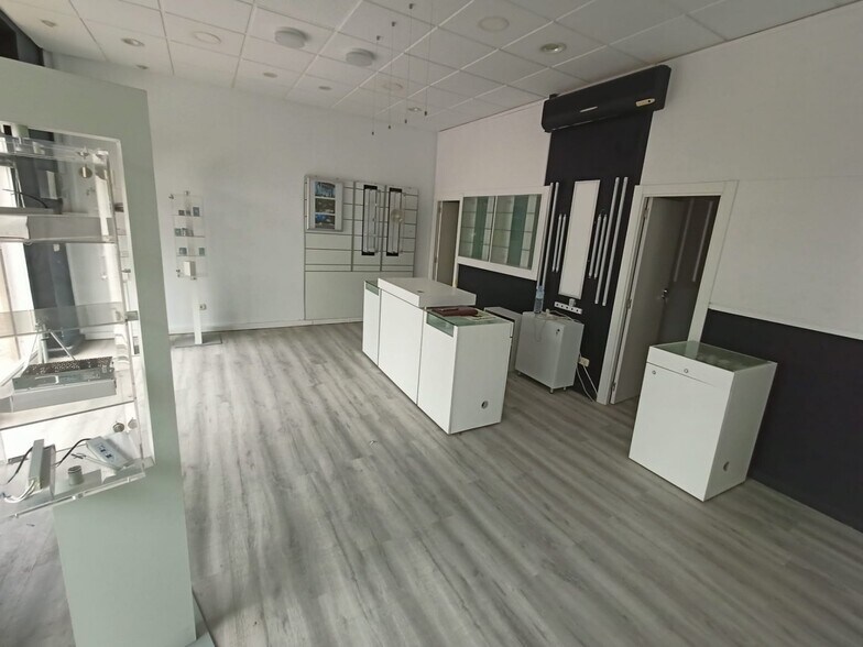 Local commercial dans Cáceres à vendre - Photo de l’immeuble – Image 1 sur 15