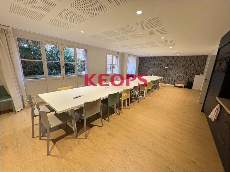 Bureau dans Toulouse à louer - Photo de l’immeuble – Image 3 sur 11