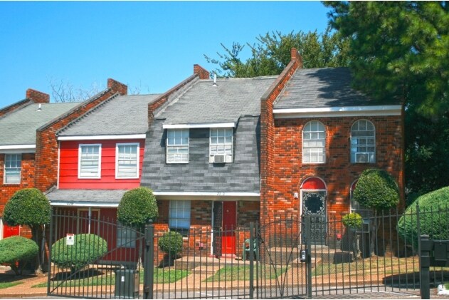 2295 Candlewyck Cir, Memphis, TN à vendre - Photo de l’immeuble – Image 2 sur 36