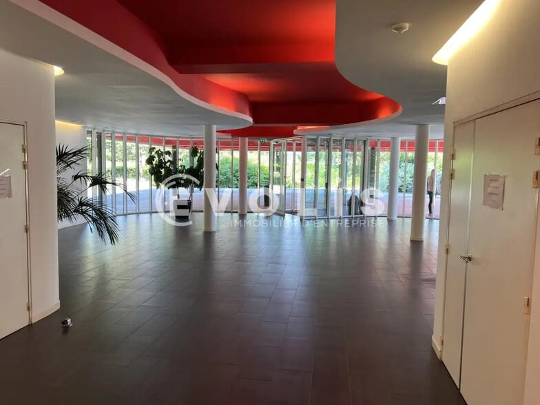 Bureau dans Lieusaint à louer - Photo intérieure – Image 3 sur 17