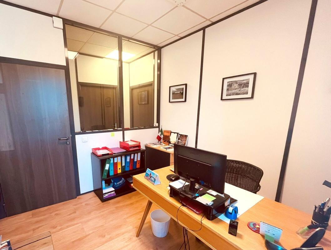Bureau dans Bailly à louer Photo intérieure– Image 1 sur 7