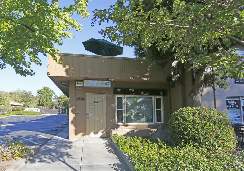 573 University Ave, Los Gatos, CA à vendre - Photo de l’immeuble – Image 2 sur 11